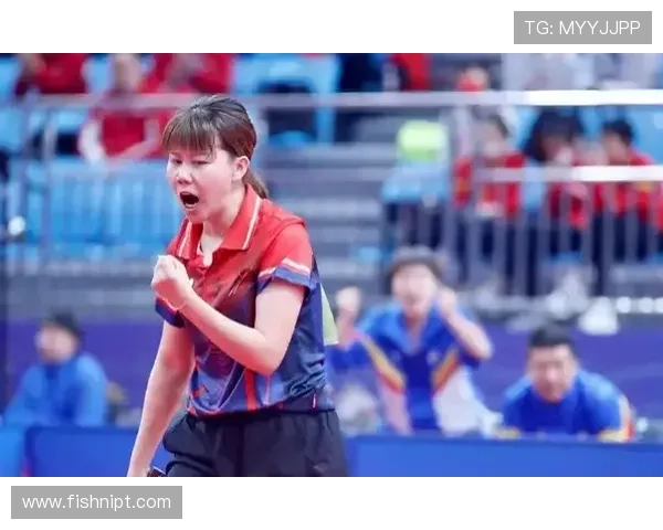 陈梦谈腰伤仍笑称弯腰摘金